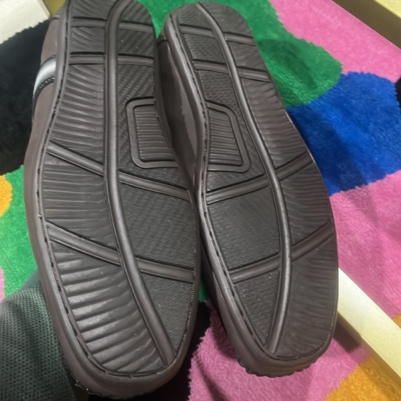 Gently used shoes loafers for men 100% authentic looks like new - Picture 6 of 8